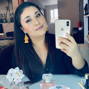 Meet your Posher, Noemi